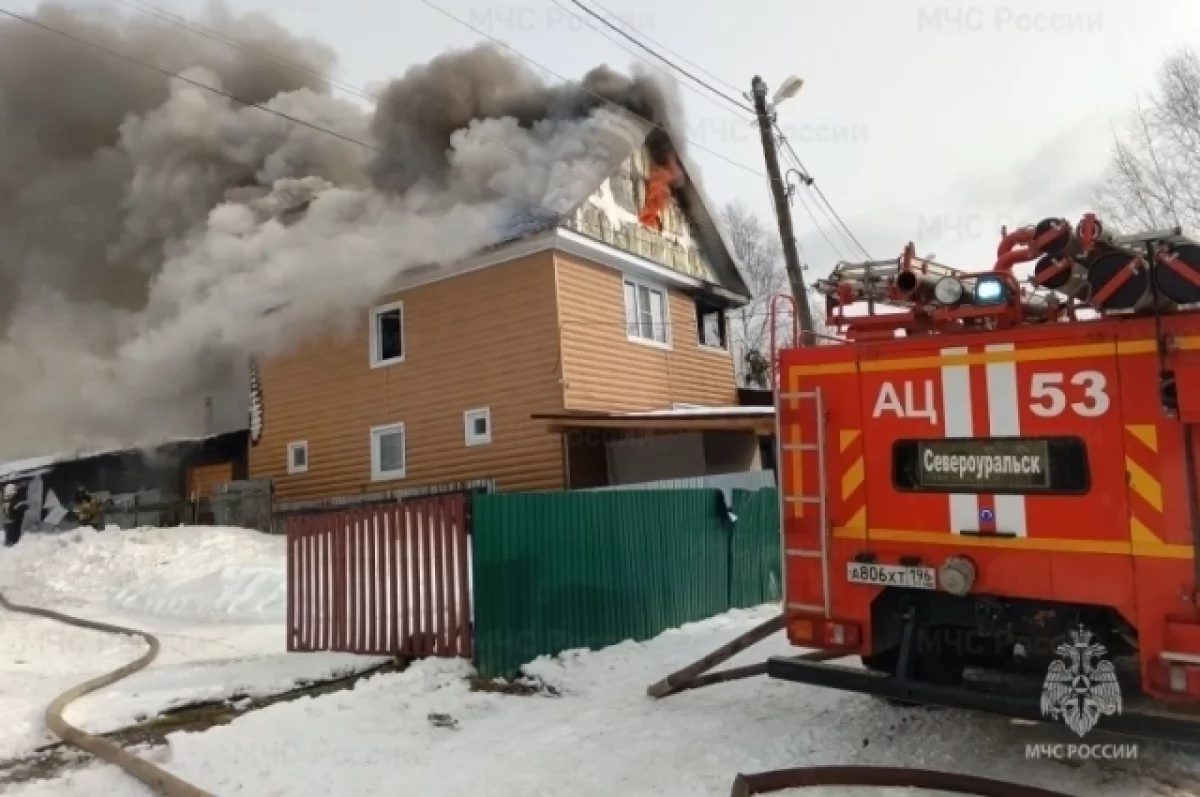 Спасатели Свердловской области ликвидировали 17 возгораний за сутки-0