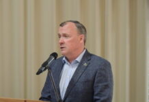 Алексей Орлов сообщил о планах провести Бессмертный полк в Екатеринбурге очно aleksej orlov soobshhil o planah provesti bessmertnyj polk v ekaterinburge ochno-uralnovosti-ru-174403632600-0