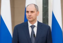 Денис Паслер поддержал семью Владимира Машкова и отметил достижения Новоуральска denis pasler podderzhal semyu vladimira mashkova i otmetil dostizheniya novouralska-uralnovosti-ru-174362067100-0