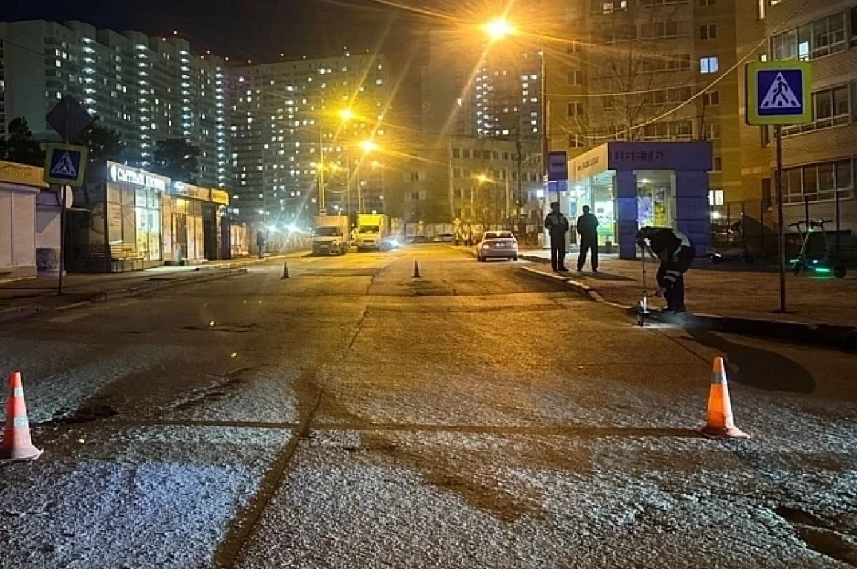 ГИБДД Екатеринбурга ищет свидетелей ДТП на Палисадной для помощи пострадавшему-0