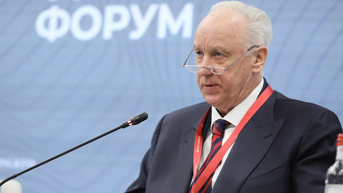 Бастрыкин предложил пускать мигрантов в Россию «без жен, детей и бабушек»