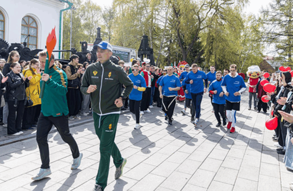 Алексей Вихарев и волонтеры представили вдохновляющий Огонь жизни в России