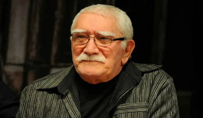 Похоронил единственную дочь и бросил жену ради Цымбалюк-Романовской: непростая судьба Джигарханяна