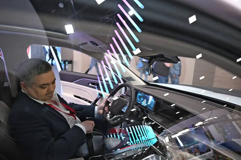 АвтоВАЗ представил новые инициативы по субсидиям и развитию Lada-0