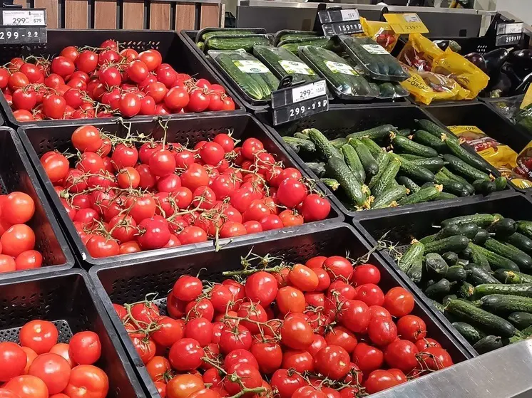 В Свердловской области подорожали свекла и морковь, но резко подешевели огурцы
