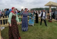 Денис Паслер утвердил проведение Сабантуя-2025 в Сысертском районе denis pasler utverdil provedenie sabantuya2025 v sysertskom rajone-uralnovosti-ru-174767014300-0