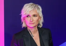 Диана Арбенина и Валерия Гай Германика представляют проект «Обоюдное согласие-2» diana arbenina i valeriya gaj germanika predstavlyayut proekt oboyudnoe soglasie2-uralnovosti-ru-174834233200-0