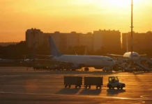 Экстренные меры Росавиации во Внуково и Жуковском при атаке ВСУ дронов ekstrennye mery rosaviaczii vo vnukovo i zhukovskom pri atake vsu dronov-uralnovosti-ru-174794893800-0