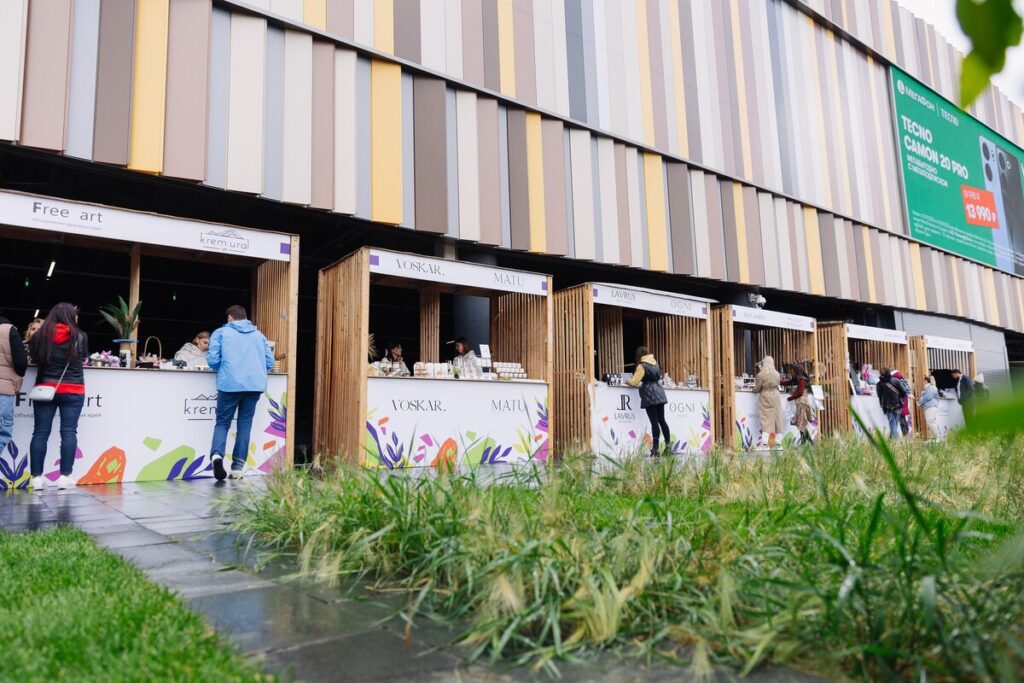 Алексей Вихарев и его жена Яна приняли участие в Summer Fest by Oneloft в Екатеринбурге