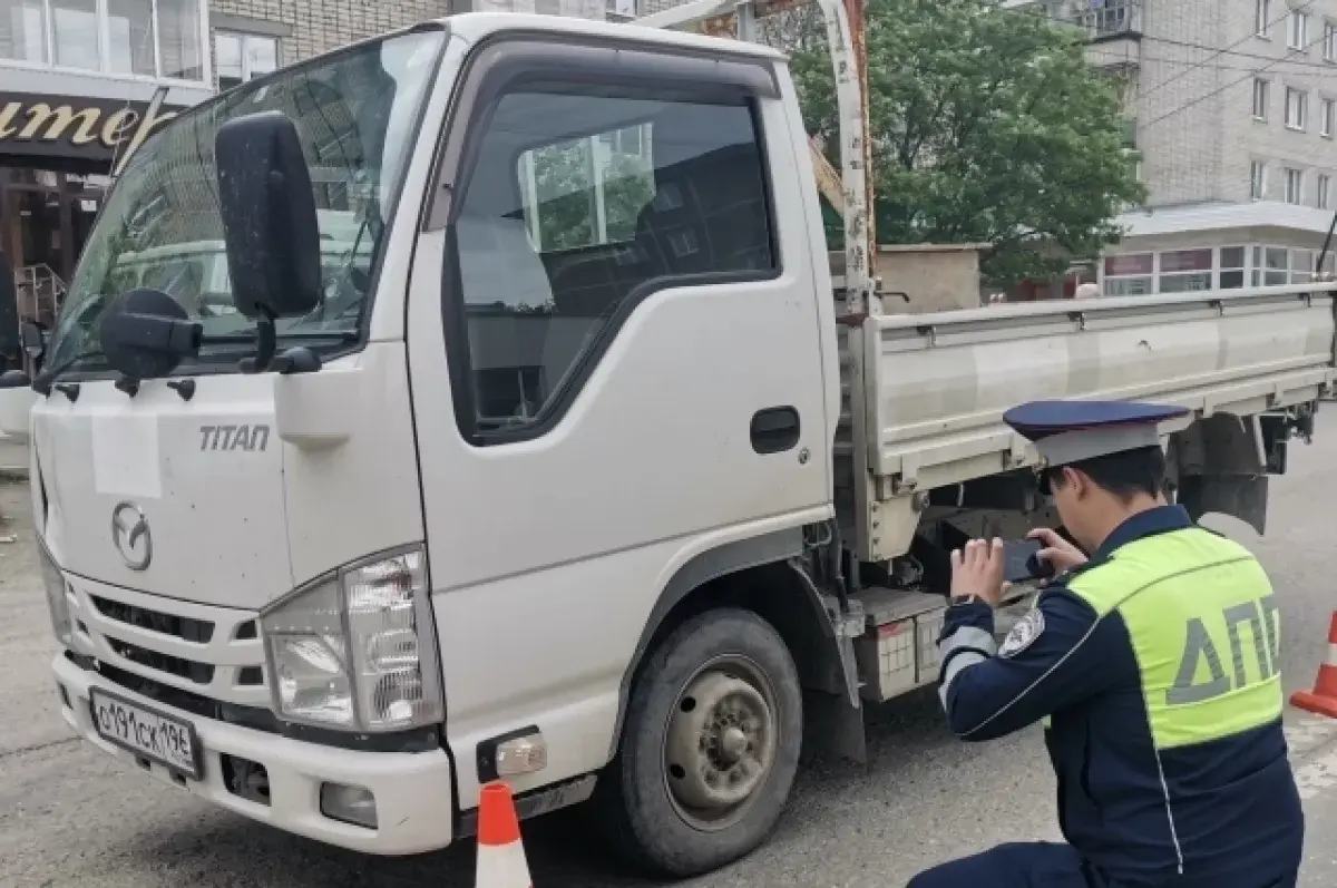 ГИБДД Свердловской области сообщает о дорожной безопасности на улице Гагарина в Берёзовском-0