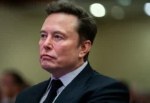 ilon mask predstavil obnovlyonnogo robota kotoryj tanczuet i gotovitsya k missii na mars so -uralnovosti-ru-174711131400-0