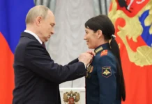 Людмила Болилая и Владимир Путин вручили Звезды Героя России героям lyudmila bolilaya i vladimir putin vruchili zvezdy geroya rossii geroyam-uralnovosti-ru-174792360500-0