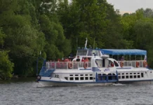 На теплоходе «Михаил Булгаков» оказывается оперативная помощь na teplohode mihail bulgakov okazyvaetsya operativnaya pomoshh-uralnovosti-ru-174844892600-0