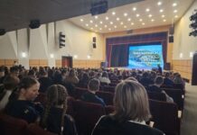 Свердловская область привлекла 5,7 тыс. зрителей с Arctic open и Уральской тропой sverdlovskaya oblast privlekla 57 tys zritelej s i uralskoj tropoj-uralnovosti-ru-174636634800-0