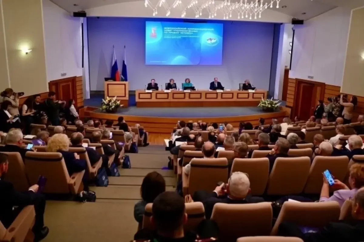 Татьяна Мерзлякова и Денис Паслер рассказали о решениях совета омбудсменов-0