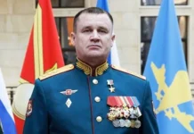 Владимир Путин представил нового главкома Сухопутных войск России и спросил о кадровом перевороте в армии vladimir putin predstavil novogo glavkoma suhoputnyh vojsk rossii i sprosil o kadrovom perevorote v armii-uralnovosti-ru-174733390500-0