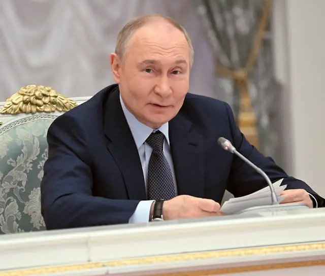 Владимир Путин рассказал о значимости ордена «Родительская слава» и «Мать-героиня» для укрепления семейных ценностей-0