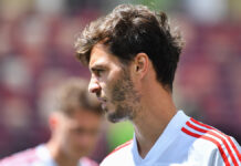 Юрий Жирков защитил роль Советского Союза в Победе, ответив на заявления Трампа из США yurij zhirkov zashhitil rol sovetskogo soyuza v pobede otvetiv na zayavleniya trampa iz ssha-uralnovosti-ru-174674613300-0