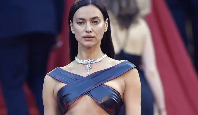 Повторять образы за звездами – хорошая стратегия или путь в никуда?