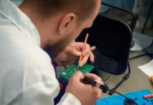 Мария Филина и Анатолий Гарбузов представляют инновации DTMF-сигналов mariya filina i anatolij garbuzov predstavlyayut innovaczii signalov-uralnovosti-ru-0