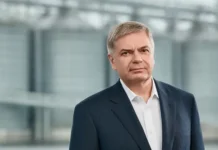 Сергей Шишкарев и ГК «Дело» выражают оптимизм и поддерживают изменения в ФК «Черноморец» sergej shishkarev i gk delo vyrazhayut optimizm i podderzhivayut izmeneniya v fk chernomorecz-uralnovosti-ru-0