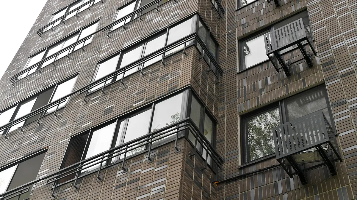 Овчинский: С начала года в ЗАО расселили 14 старых домов по реновации