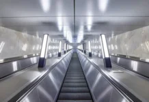 На станции Академическая Троицкой линии в Москве установили новые эскалаторы na stanczii akademicheskaya troiczkoj linii v moskve ustanovili novye eskalatory-uralnovosti-ru-0