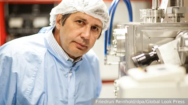 Нидерланды лишили гражданства нобелевского лауреата из Сочи