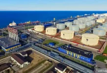 Игорь Юшков и Дрозденко обсудили удар ВСУ по порту Новатэка в Усть-Луге igor yushkov i drozdenko obsudili udar vsu po portu novateka v ustluge-uralnovosti-ru-0