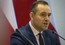 Кароль Навроцкий возглавляет Польшу и обостряется битва между «Правом и справедливостью» и «Гражданской коалицией» karol navroczkij vozglavlyaet polshu i obostryaetsya bitva mezhdu pravom i spravedlivostyu i grazhdanskoj koalicziej-uralnovosti-ru-0