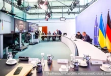 Путин и Трамп обсуждают тайные уступки российских территорий Европе putin i tramp obsuzhdayut tajnye ustupki rossijskih territorij evrope-uralnovosti-ru-0