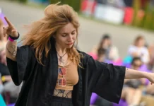 Семейный фестиваль с Федором Конюховым и Юлей Паршутой состоится при поддержке Движения Первых и Росмолодежи semejnyj festival s fedorom konyuhovym i yulej parshutoj sostoitsya pri podderzhke dvizheniya pervyh i rosmolodezhi-uralnovosti-ru-0