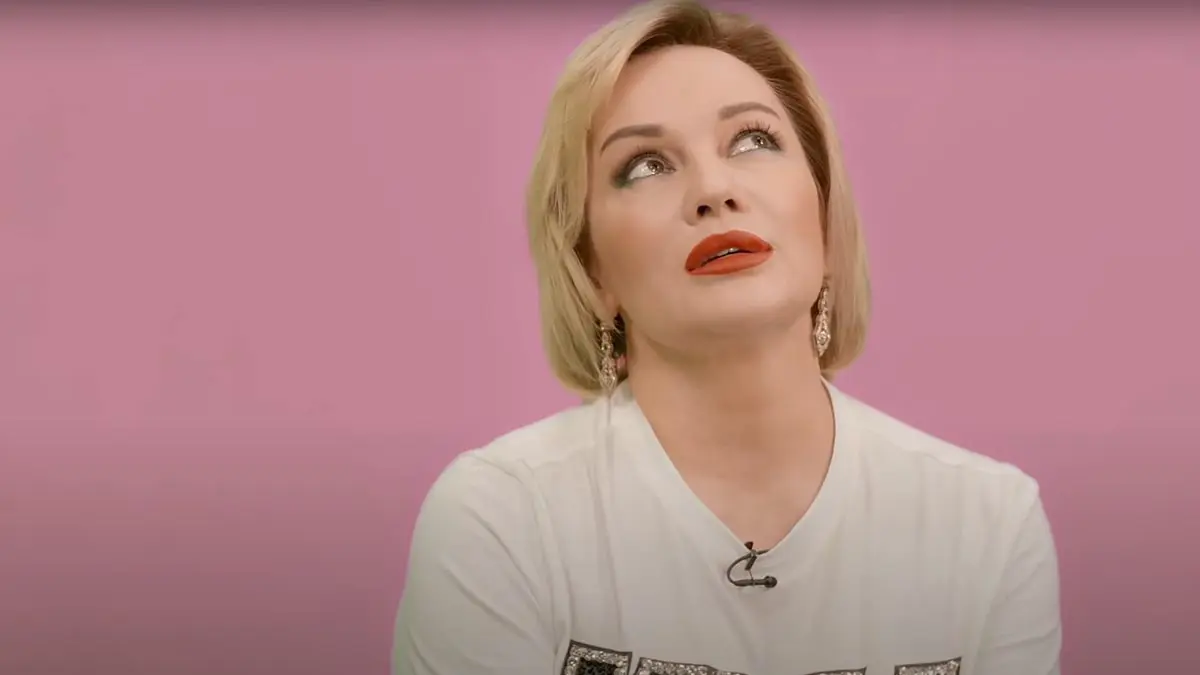 «Это треш, полная дичь»: Волочкова раскритиковала подтанцовку Булановой