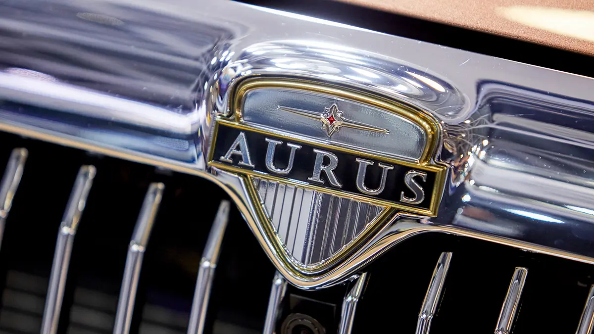 Эксперт Кобелюк: Aurus Путина является переговорным кабинетом на колесах