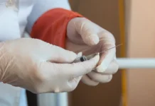 natalya kirichenko i eksperty obyasnyayut doverie k klinikam ispolzuyushhim fillery-uralnovosti-ru-0