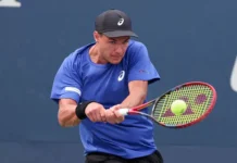 Петр Щерек выразил раскаяние за инцидент с кепкой Брока после автограф-сессии Камиля Майхшака petr shherek vyrazil raskayanie za inczident s kepkoj broka posle avtografsessii kamilya majhshaka-uralnovosti-ru-0