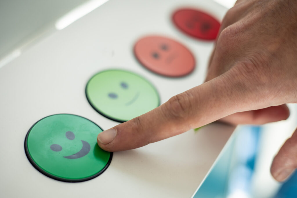 Выбор стикера с эмоцией