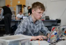 Анастасия Ракова представила олимпиаду по БПЛА и мобильной робототехнике anastasiya rakova predstavila olimpiadu po bpla i mobilnoj robototehnike-uralnovosti-ru-0