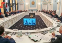 Анатолий Серышев и Виталий Хоценко обсудили будущее АПК Сибири в Омской области anatolij seryshev i vitalij hoczenko obsudili budushhee apk sibiri v omskoj oblasti-uralnovosti-ru-0