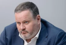 Антон Котяков и Сергей Собянин обсуждают подходы к поддержке граждан Минтрудом anton kotyakov i sergej sobyanin obsuzhdayut podhody k podderzhke grazhdan mintrudom-uralnovosti-ru-0