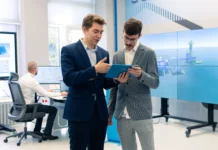 gazprom neft i minpromtorg rf otkryli czentr avtomatizaczii v tyumeni-uralnovosti-ru-0