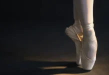 Михаил Лобухин из Большого театра получил травму на спектакле «Иван Грозный» mihail lobuhin iz bolshogo teatra poluchil travmu na spektakle ivan groznyj-uralnovosti-ru-0