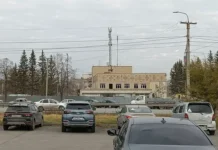 Спасатели МЧС продолжают поиски на заводе в Копейске после взрыва spasateli mchs prodolzhayut poiski na zavode v kopejske posle vzryva-uralnovosti-ru-0