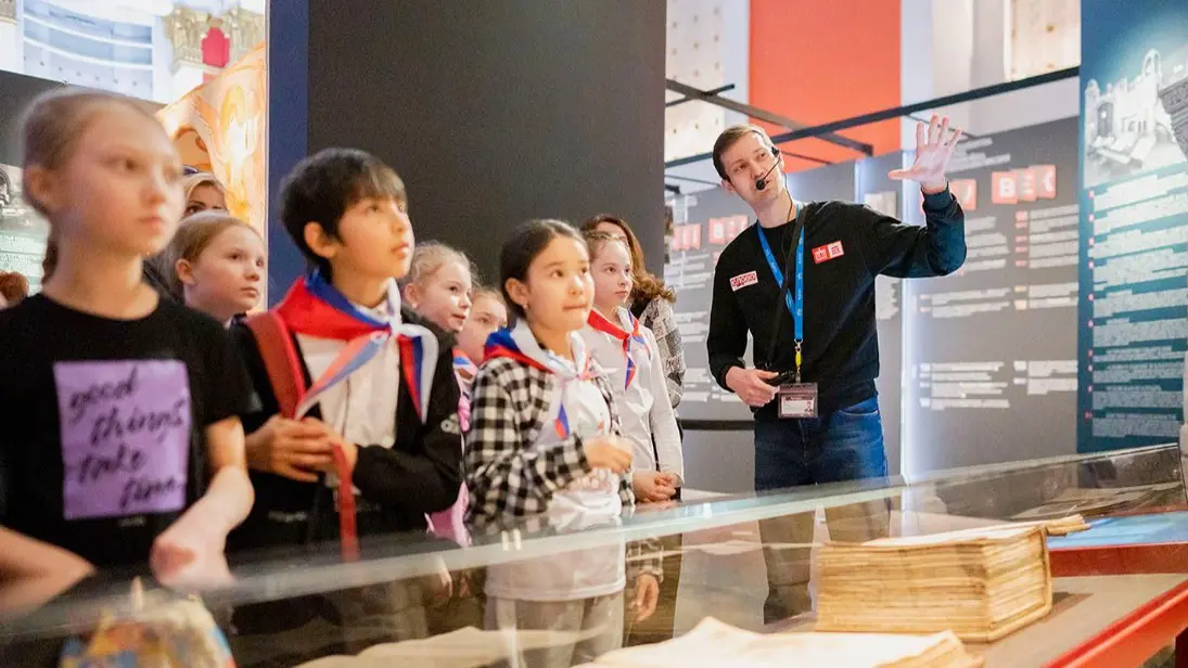 ВДНХ приглашает школьников провести осенние каникулы с пользой