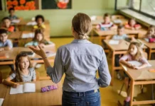 Всемирный день учителя 2025 расскажет об истории и роли ЮНЕСКО vsemirnyj den uchitelya 2025 rasskazhet ob istorii i roli yunesko-uralnovosti-ru-0