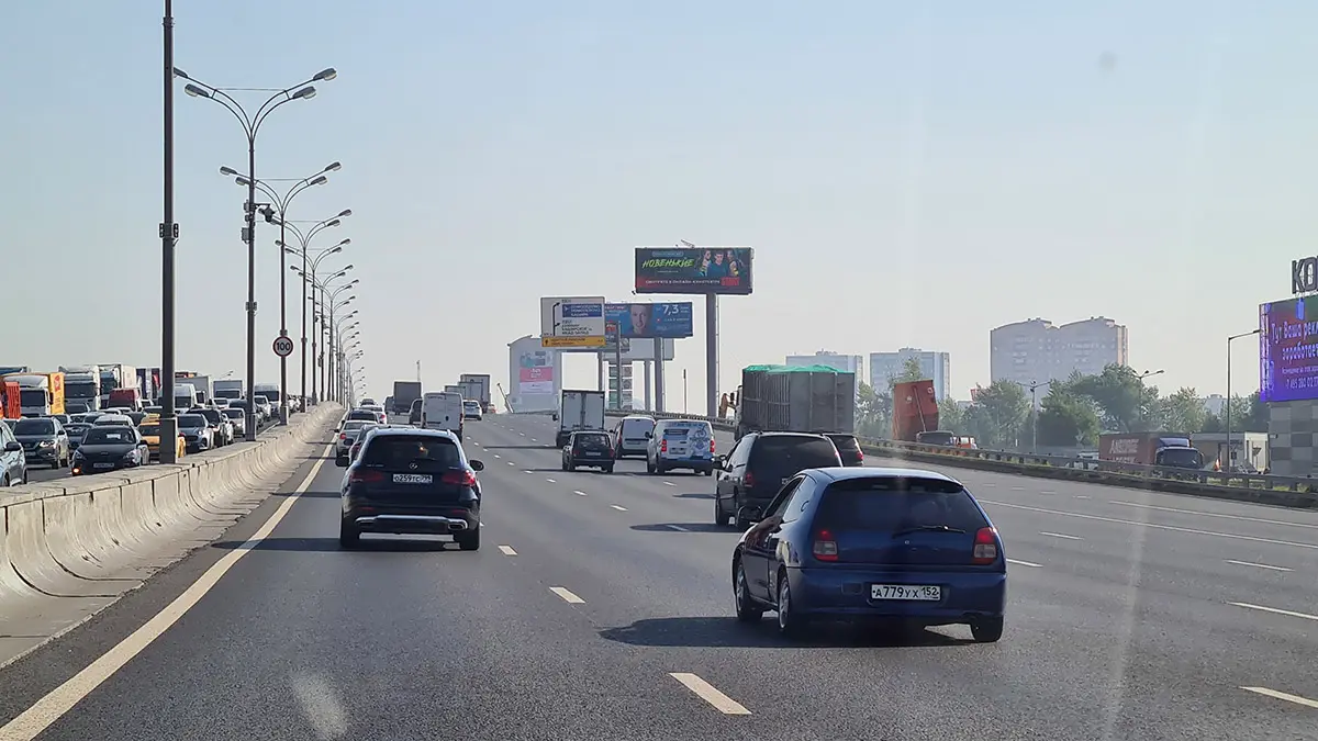 Массовое ДТП произошло на 83-м километре МКАД