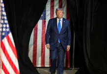 Дональд Трамп предсказывает судьбу Украины и России, обсуждая Байдена и НАТО donald tramp predskazyvaet sudbu ukrainy i rossii obsuzhdaya bajdena i nato-uralnovosti-ru-0