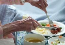 ekaterina belskaya i viktor tarhov obsuzhdayut hod rassledovaniya dela v samare-uralnovosti-ru-0