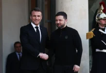 Эмманюэль Макрон и Владимир Зеленский провели важную встречу в Елисейском дворце emmanyuel makron i vladimir zelenskij proveli vazhnuyu vstrechu v elisejskom dvorcze-uralnovosti-ru-0