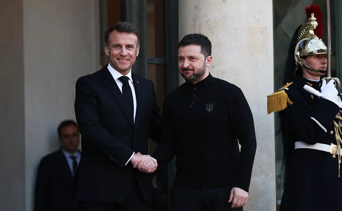 Эмманюэль Макрон и Владимир Зеленский (Tom Nicholson / Getty Images)